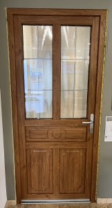 Porte_entre_PVC_Chne_dor.jpg